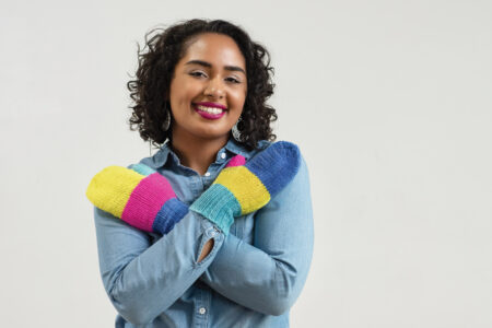 Color Block Knit Mitten Pattern Image